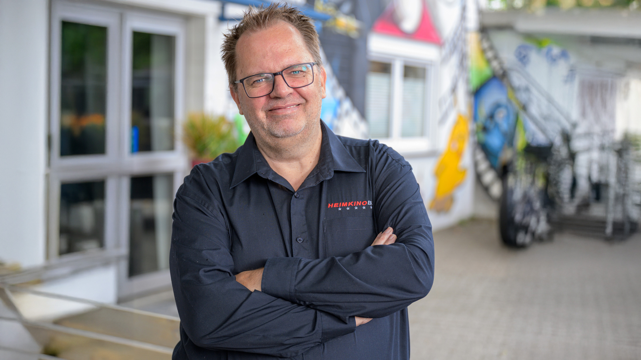 DSC_7260-16-9 Die Experten für maßgeschneiderte Heimkinolösungen