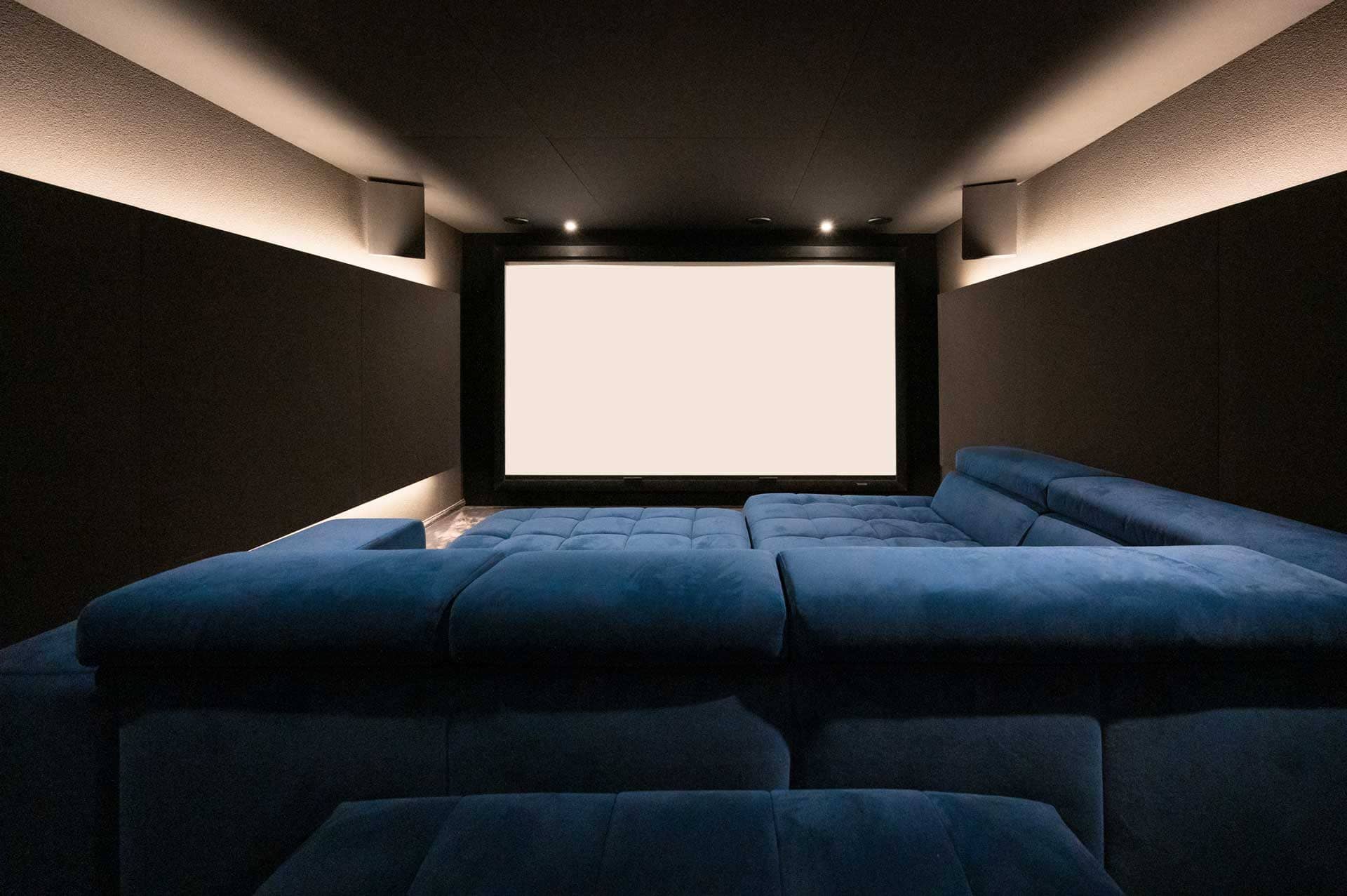 heimkinobau-heimkino-baden-wuerttemberg-heilbronn-DSC_0472 Die Experten für maßgeschneiderte Heimkinolösungen