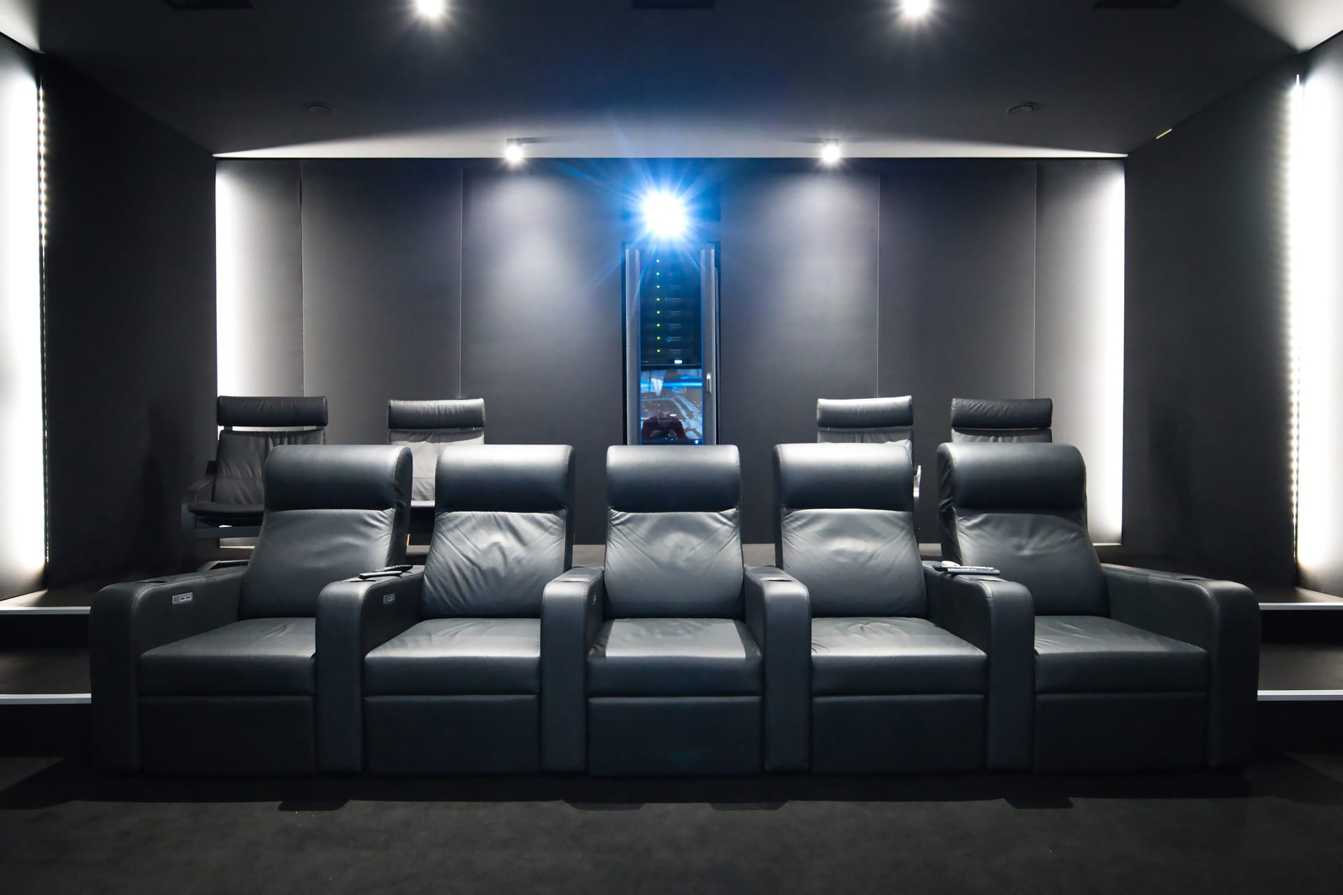 heimkinobau-heimkino-rheinland-pfalz-mayen-DSC_0092 Die Experten für maßgeschneiderte Heimkinolösungen