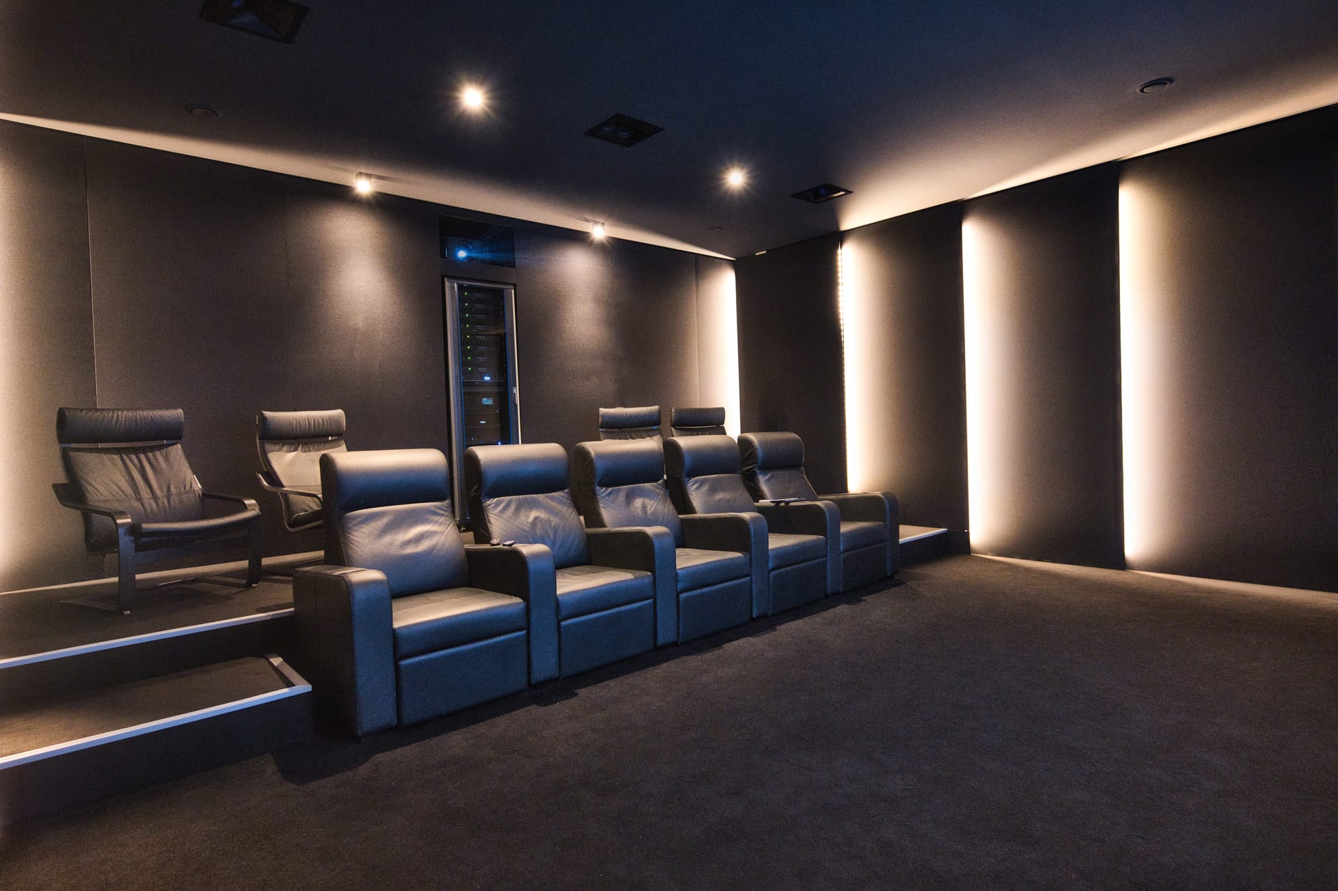 heimkinobau-heimkino-rheinland-pfalz-mayen-DSC_0096 Die Experten für maßgeschneiderte Heimkinolösungen