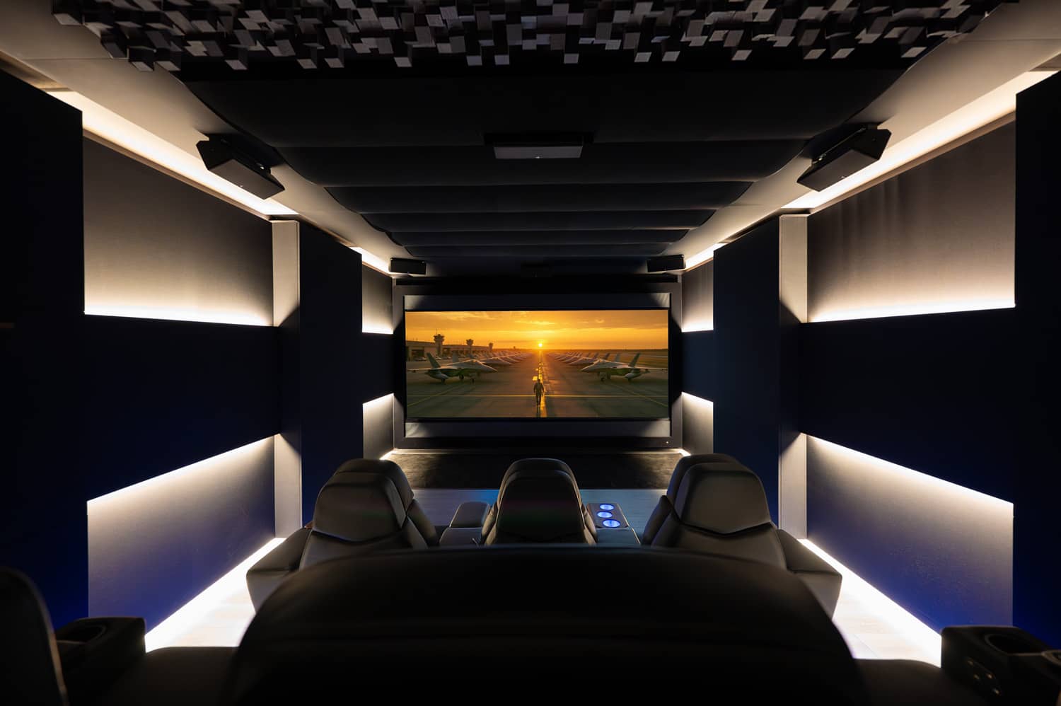 heimkinobau-referenzkino-DSC_2839.new.compr Referenz-Heimkino Aufnahme 06