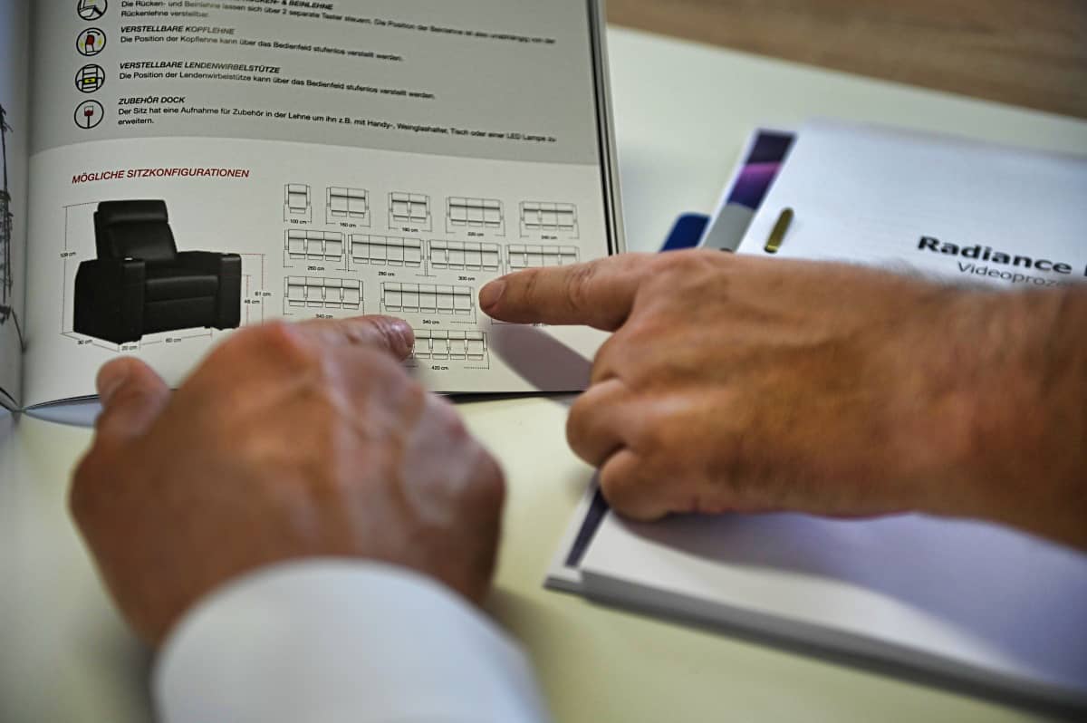 heimkinobau-teaser-planung-beratung-DSC_1527-compr Die Experten für maßgeschneiderte Heimkinolösungen