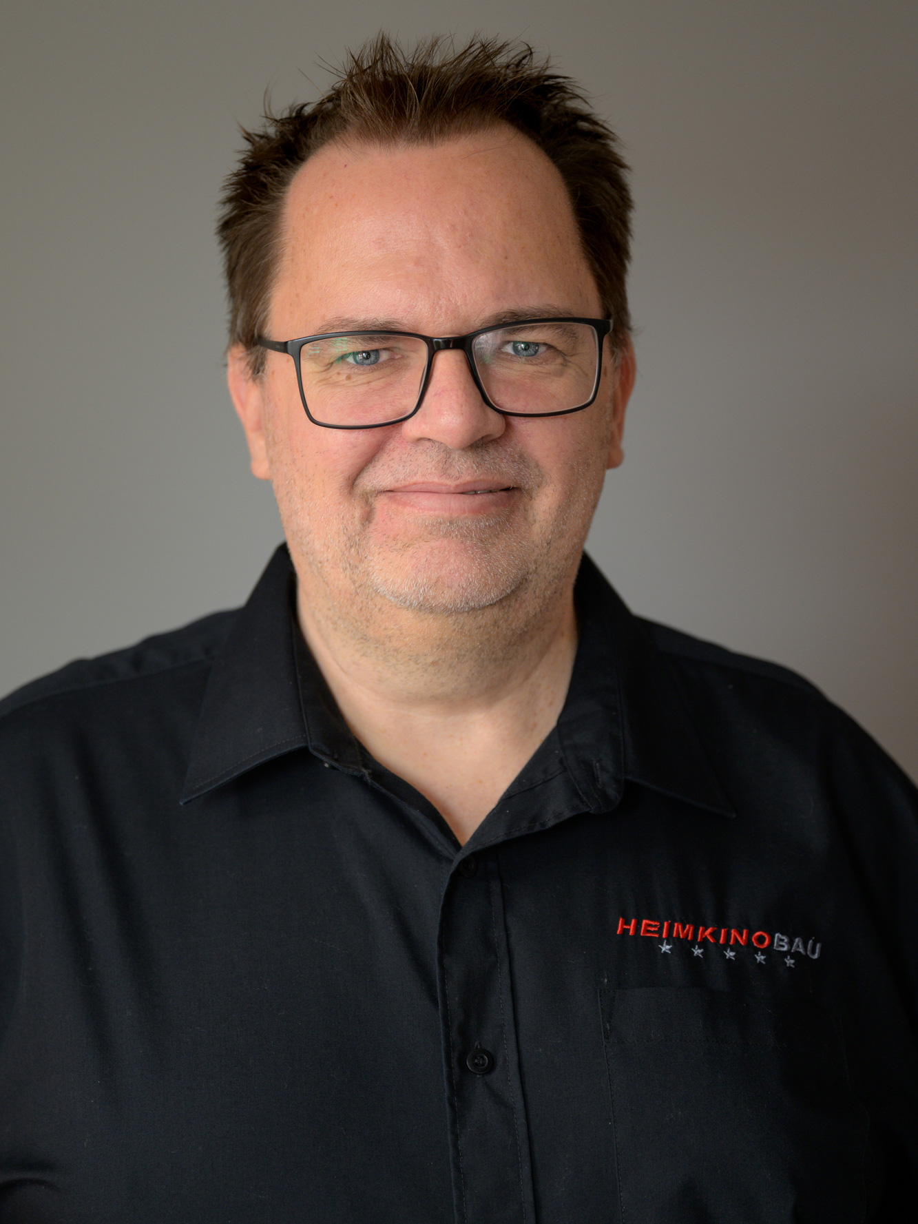 mod_DSC_7508-3-4 Die Experten für maßgeschneiderte Heimkinolösungen